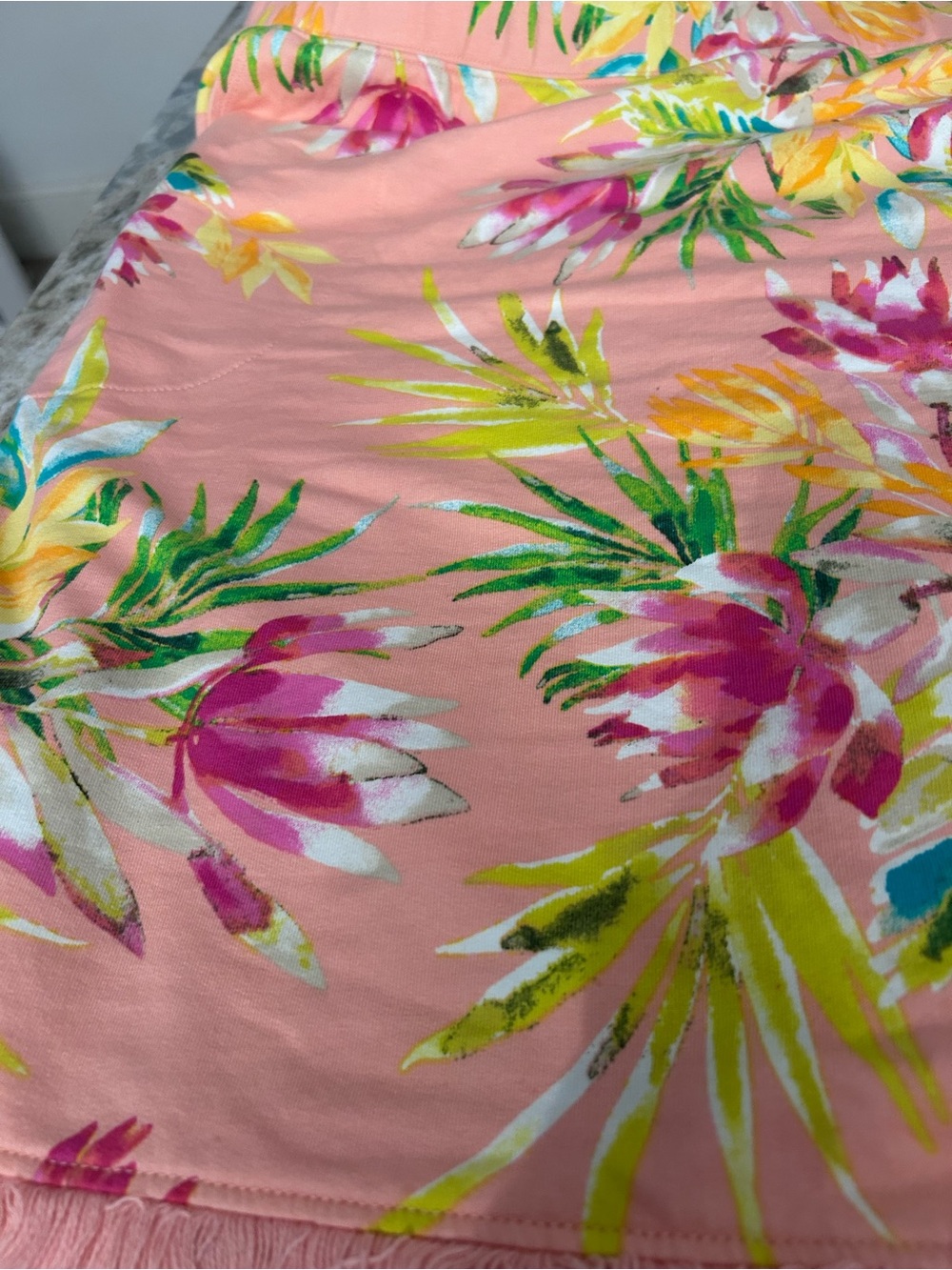 Belle by Kim Gravel coral Hawaii Floral Skort with Fringe Trim 2 pockets. 2X - Picture 7 of 8